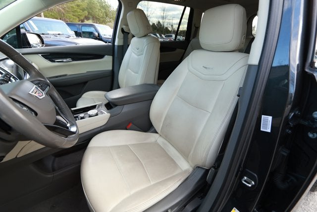 2022 Cadillac XT6 FWD Premium Luxury