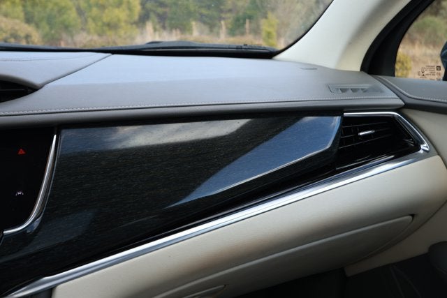 2022 Cadillac XT6 FWD Premium Luxury