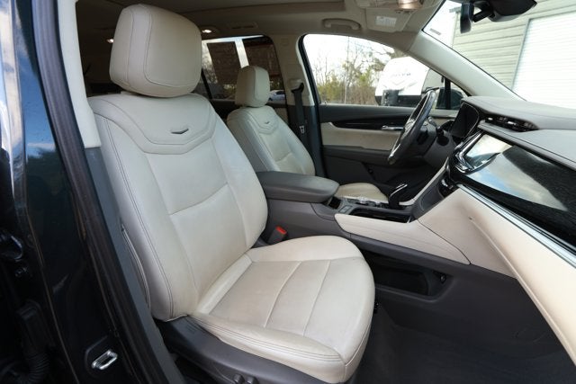 2022 Cadillac XT6 FWD Premium Luxury