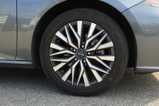 2023 Nissan Altima SV FWD