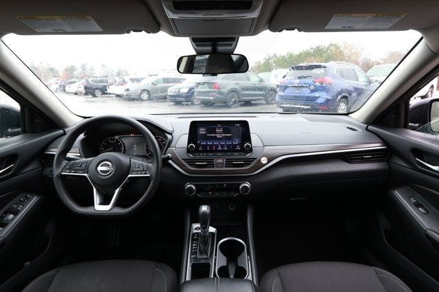 2024 Nissan Altima SV FWD