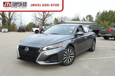 2023 Nissan Altima SV FWD