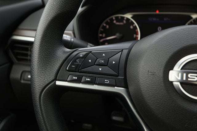 2023 Nissan Altima SV FWD