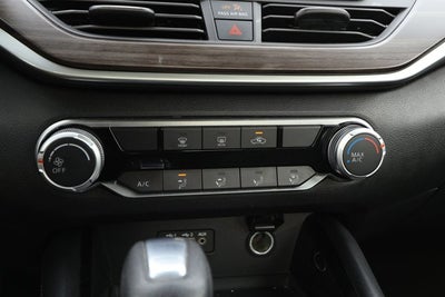 2023 Nissan Altima SV FWD