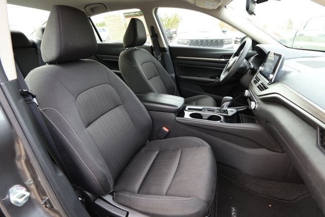 2023 Nissan Altima SV FWD