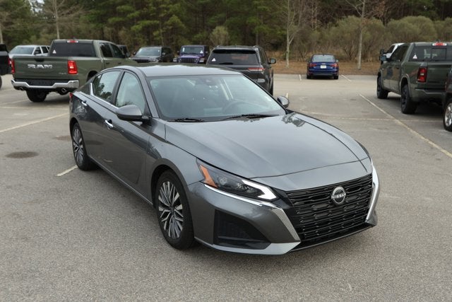 2023 Nissan Altima SV FWD