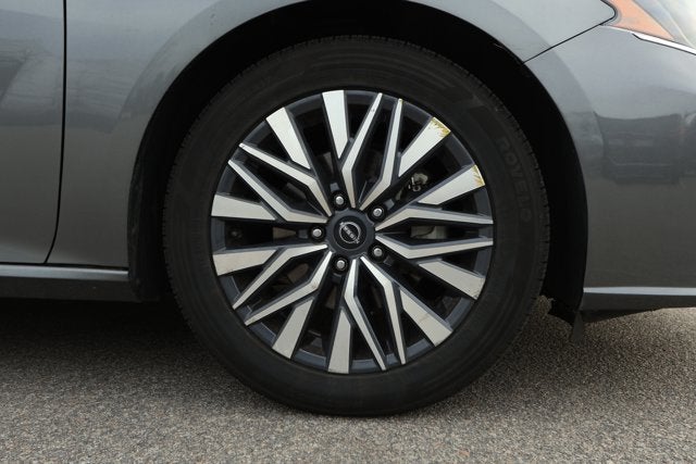 2023 Nissan Altima SV FWD