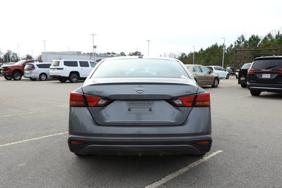 2023 Nissan Altima SV FWD