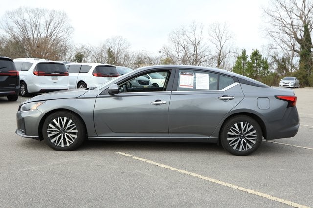 2023 Nissan Altima SV FWD