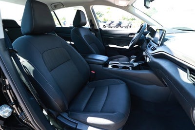 2024 Nissan Altima SV FWD