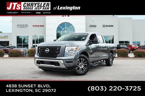 2024 Nissan TITAN Crew Cab SV 4x2