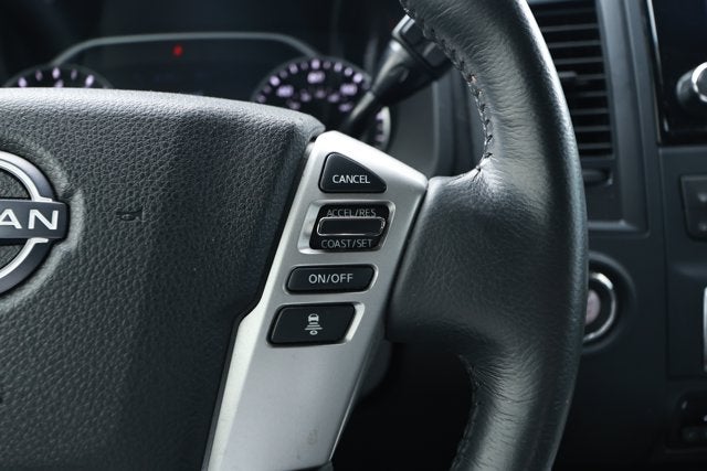 2024 Nissan TITAN Crew Cab SV 4x2