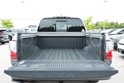 2024 Nissan TITAN Crew Cab SV 4x2
