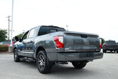 2024 Nissan TITAN Crew Cab SV 4x2