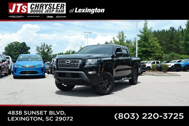 2022 Nissan Frontier SV Crew Cab 4X4 SWB's photo
