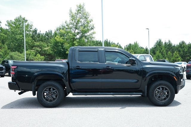 2022 Nissan Frontier Crew Cab SV 4x4