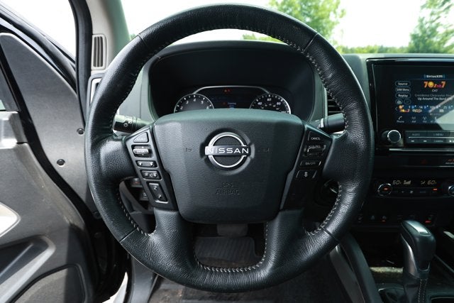 2022 Nissan Frontier Crew Cab SV 4x4