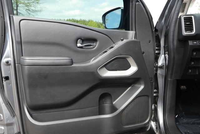 2023 Nissan Frontier Crew Cab Long Bed SV 4x2