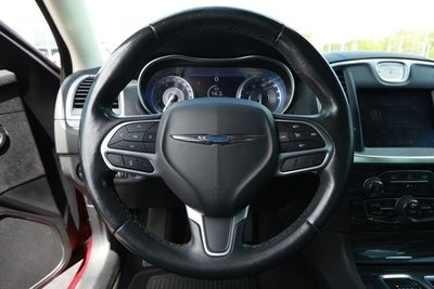 2019 Chrysler 300 Touring
