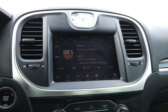 2019 Chrysler 300 Touring