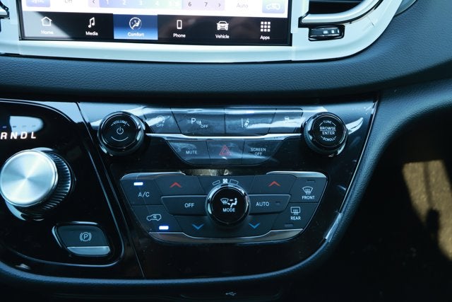 2026 Chrysler Voyager VOYAGER LX