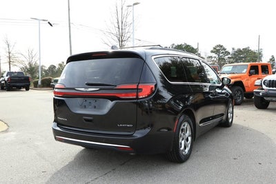 2023 Chrysler Pacifica Limited
