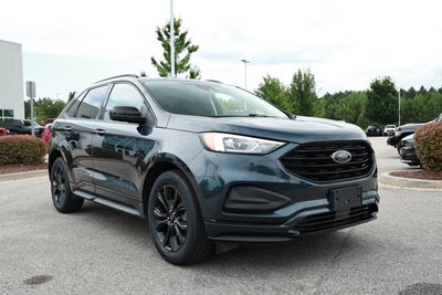 2022 Ford Edge SE
