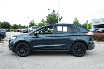 2022 Ford Edge SE