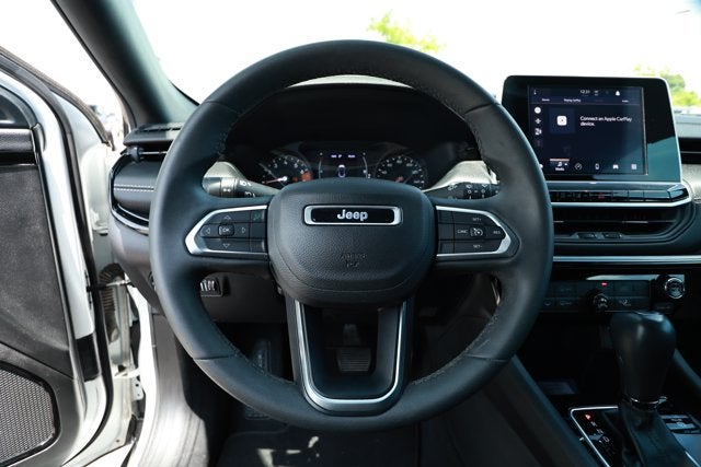 2022 Jeep Compass Altitude FWD