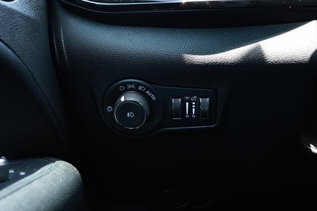 2022 Jeep Compass Altitude FWD