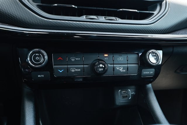 2022 Jeep Compass Altitude FWD