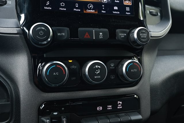 2024 RAM 3500 Tradesman Crew Cab 4x4 8' Box