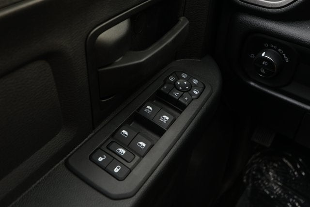 2026 RAM Ram 2500 RAM 2500 WARLOCK CREW CAB 4X4 6'4' BOX