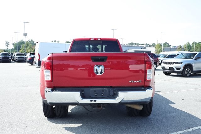 2020 RAM 3500 Tradesman Crew Cab 4x4 8' Box