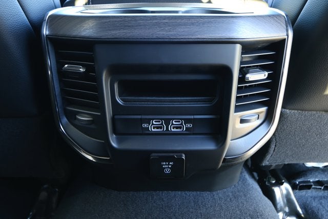 2026 RAM Ram 3500 RAM 3500 LARAMIE CREW CAB 4X4 8' BOX