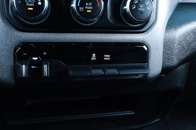 2024 RAM 2500 Tradesman Crew Cab 4x4 6'4' Box