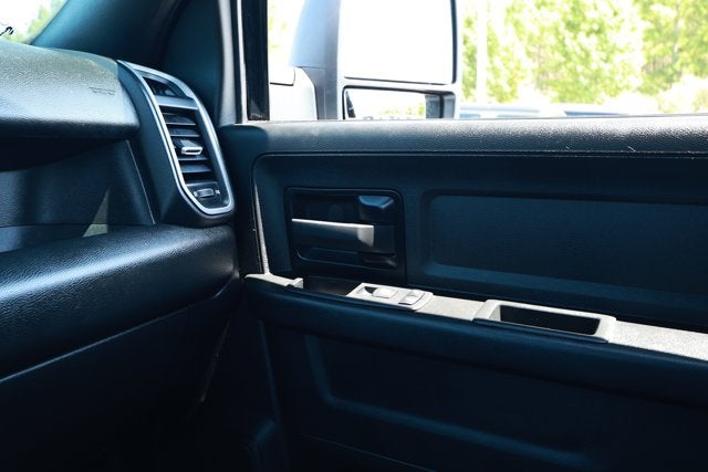 2024 RAM 2500 Tradesman Crew Cab 4x4 6'4' Box