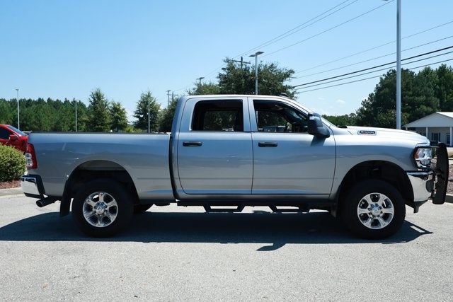 2024 RAM 2500 Tradesman Crew Cab 4x4 6'4' Box