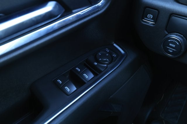 2025 Chevrolet Silverado 1500 2WD Crew Cab Short Bed LT