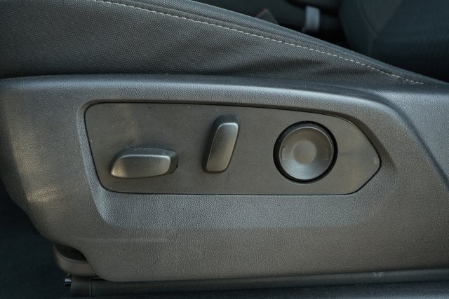 2025 Chevrolet Silverado 1500 2WD Crew Cab Short Bed LT