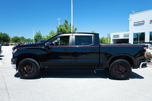 2023 Chevrolet Silverado 1500 4WD Crew Cab Standard Bed LT