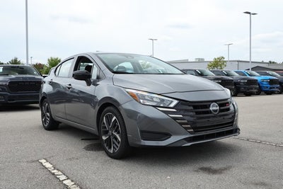 2024 Nissan Versa 1.6 SR