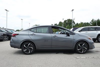 2024 Nissan Versa 1.6 SR
