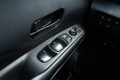 2024 Nissan Kicks S Xtronic CVT