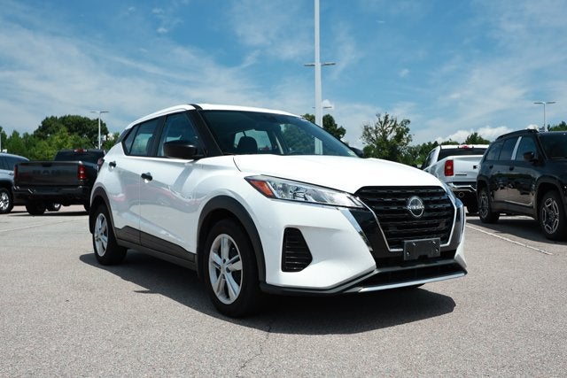 2024 Nissan Kicks S