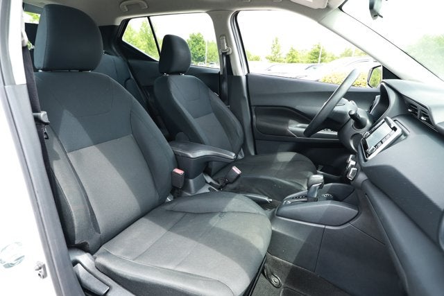 2024 Nissan Kicks S Xtronic CVT