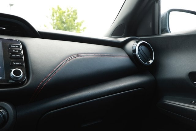 2024 Nissan Kicks SR Xtronic CVT