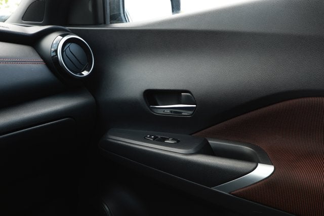 2024 Nissan Kicks SR Xtronic CVT