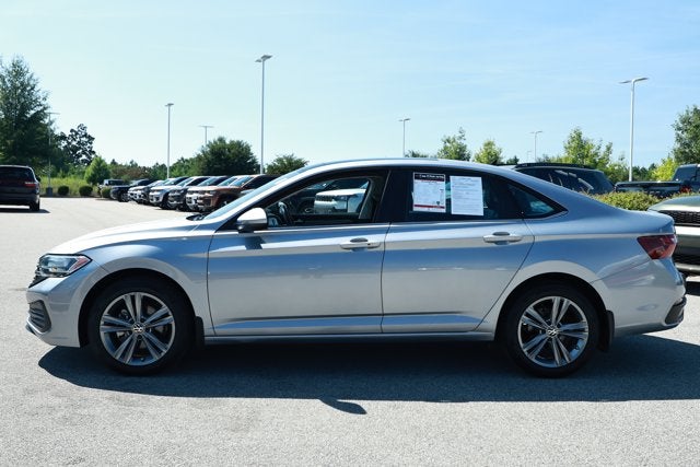 2022 Volkswagen Jetta 1.5T SE