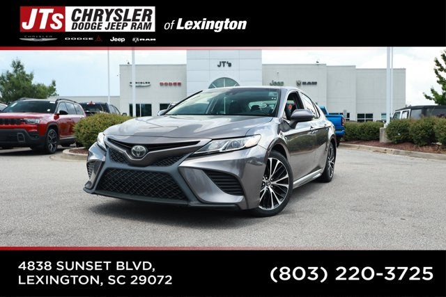 2018 Toyota Camry SE